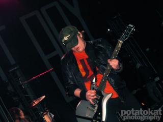 Image: fall-out-boy-hey-...357286713-bebd50.jpg