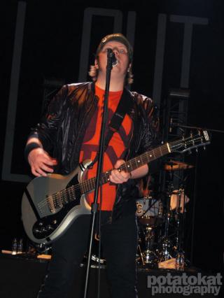 Image: fall-out-boy-hey-...357283189-bebd32.jpg