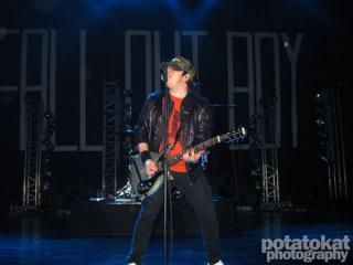 Image: fall-out-boy-hey-...572824156-bebd72.jpg
